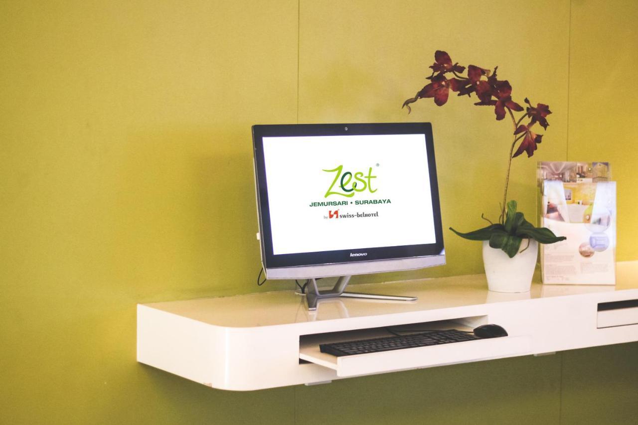 Zest Jemursari By Swiss-Belhotel International Surabaja Exteriér fotografie