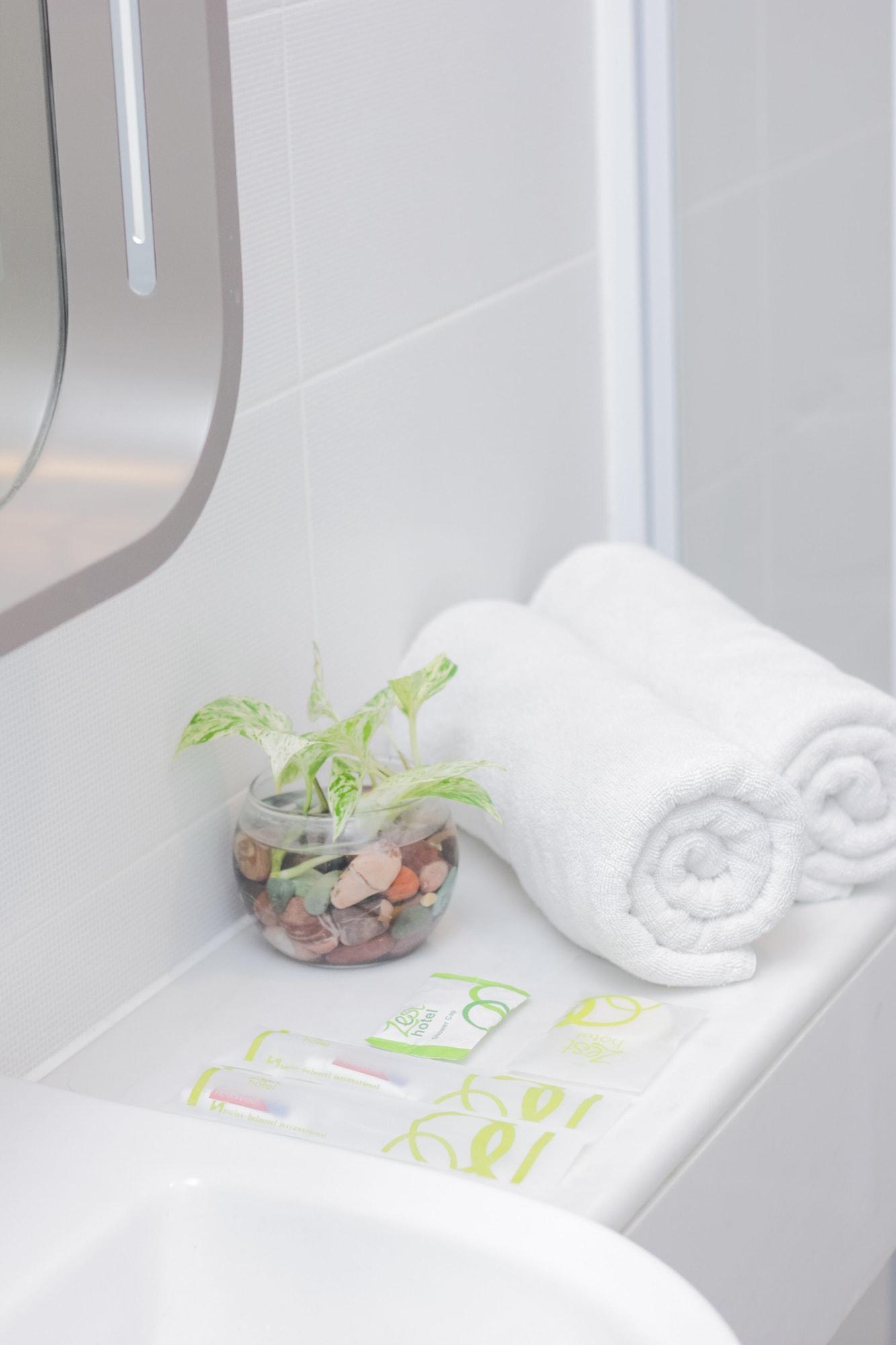 Zest Jemursari By Swiss-Belhotel International Surabaja Exteriér fotografie