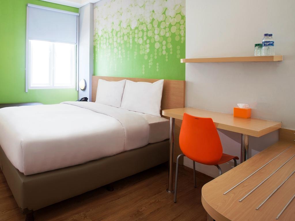 Zest Jemursari By Swiss-Belhotel International Surabaja Exteriér fotografie